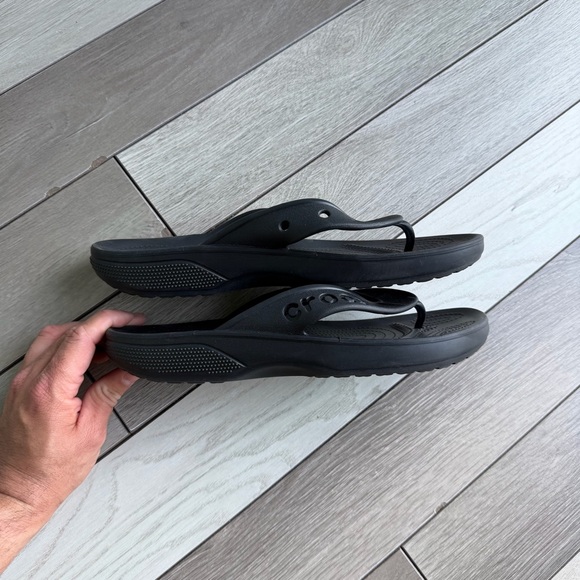 Crocs Baya II Flip Flop Men’s Sandals - Picture 2 of 4